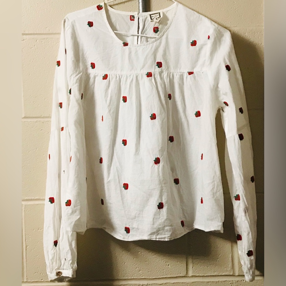Mo:vint New York White Blouse with 🍓 Embroidery